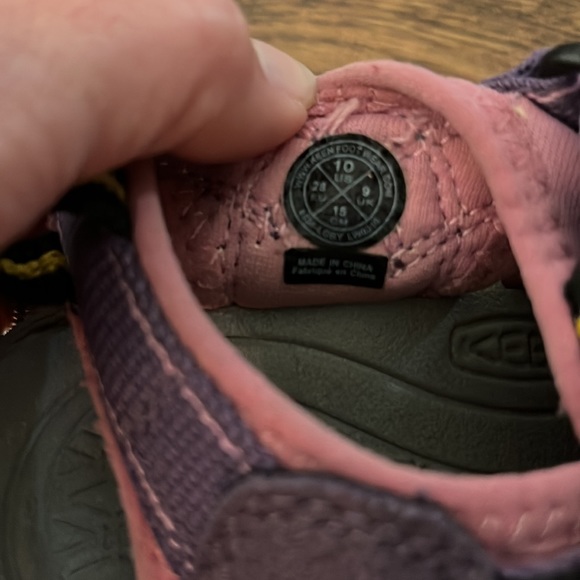 Open toe keens! Purple, size 10! - Picture 3 of 3